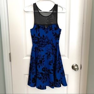 NWOT Juniors blue dress with black floral details